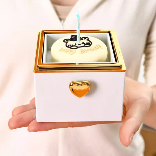 Creative Cute Bear Cake Rotating Ring Box