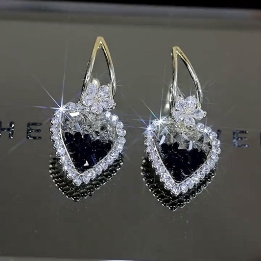 Super Sparkle Vintage Style Zirconia Heart Stud Earrings